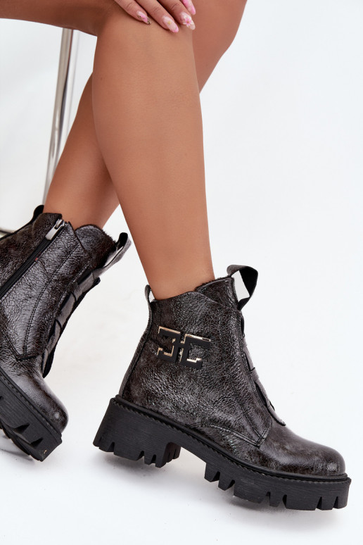 Pelle con effetto vernice Stivali da donna con ornamenti riscaldamento Artiker 57C2081 colore grigio