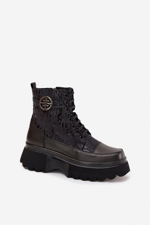 Pelle Stivali da donna con una piattaforma con scritti I Ozdobnym Detalem Artiker 57C2273 colore nero