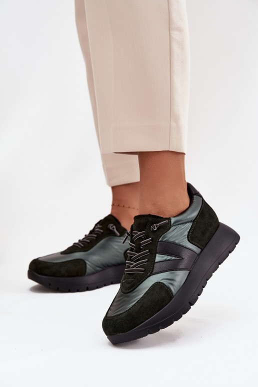 Scarpe modello sneakers Femminile con una piattaforma Vinceza 58561 colore kaki