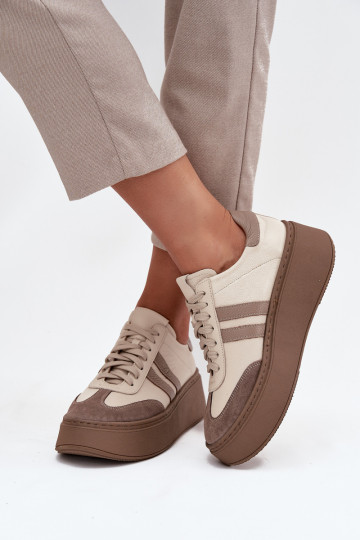 Pelle Scarpe modello sneakers Femminile con una piattaforma Zazoo 3775 beige