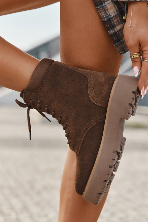 Stivali da donna in suede con lacci marroni Big Star SS274792