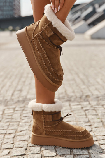 Stivali da neve in camoscio per donna con cuciture decorative, Big Star SS274373, colore marrone