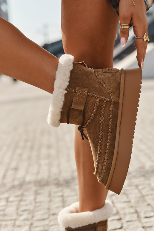 Stivali da neve in camoscio per donna con cuciture decorative, Big Star SS274373, colore marrone Stivali da neve in camoscio per donna con cuciture decorative, Big Star SS274373, colore marrone