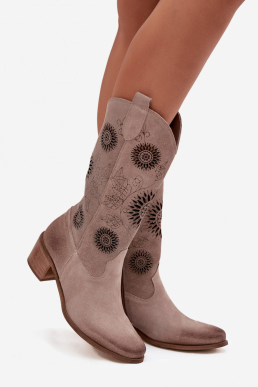 dalla pelle scamosciata Pelle stivali da donna con elementi traforati Zazoo 3852 colore cappuccino