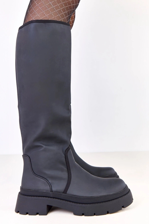 Stivali neri da donna in pelle... Stivali neri da donna in pelle...