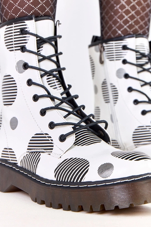 Białe traperki damskie na platformie...