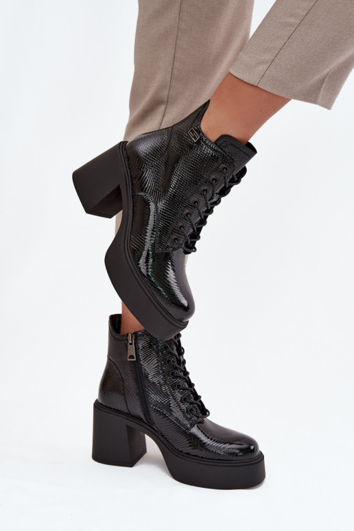 con effetto vernice Pelle Stivali da donna con una piattaforma I Documentazione Vinceza 66817 colore nero con effetto vernice Pelle Stivali da donna con una piattaforma I Documentazione Vinceza 66817 colore nero