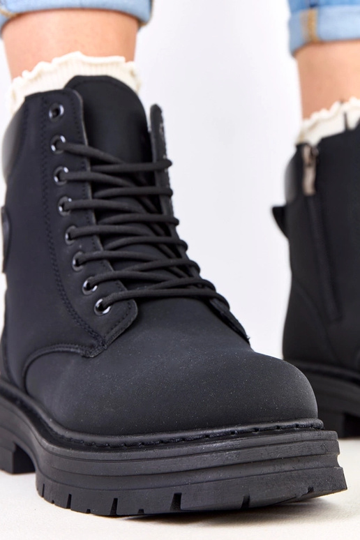 Czarne traperki ocieplane z ekoskóry...