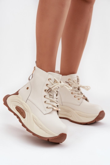 Pelle riscaldamento Stivali da donna con una piattaforma GOE SS2N4300 colore avorio 2