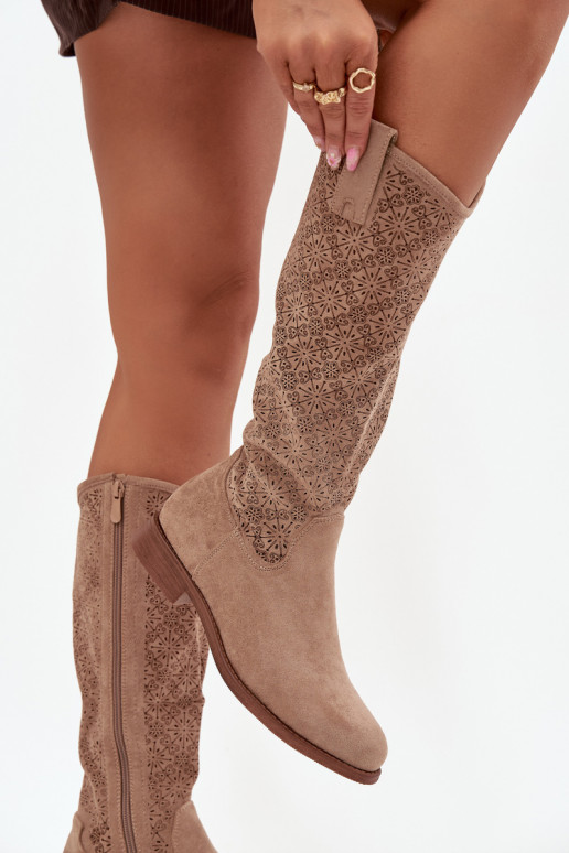 stivali da donna con elementi traforati con tacchi larghi S.Barski HY52-534 beige stivali da donna con elementi traforati con tacchi larghi S.Barski HY52-534 beige