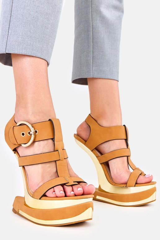 Sandali marroni su tacco futuristico,...