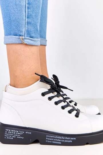 Pantofole bianche con...