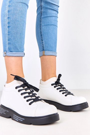 Pantofole bianche con... 2