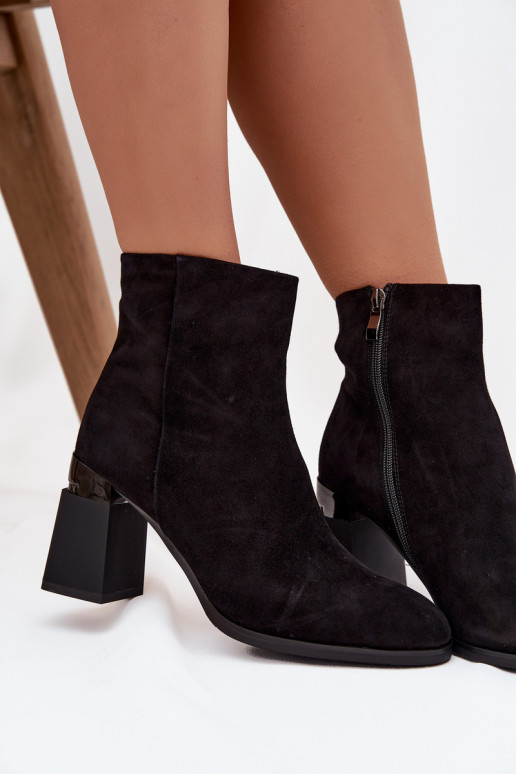 Stivali da donnaAbilitatoturalnego dalla pelle scamosciatau con i tacchi riscaldamento D&A CR52-718 colore nero