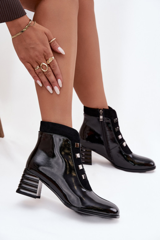 Pelle con effetto vernice Stivali da donna D&A MR52-144 colore nero