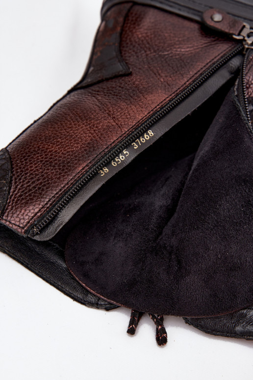 Pelle Stivali con una piattaforma riscaldamento Deveciejka 06565-02 marrone-colore dorato