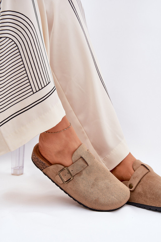 Pantofole Zoccoli Femminile i con una piattaforma con fibbie colore kaki Selio