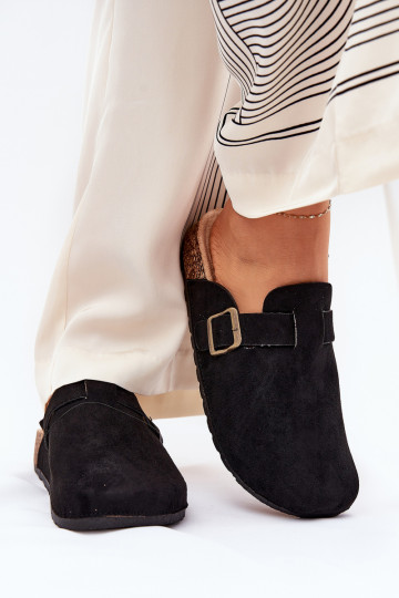 Pantofole Zoccoli Femminile i con una piattaforma con fibbie colore nero Selio