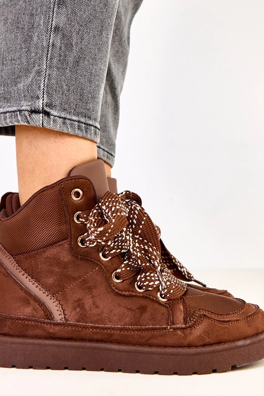 Scarpe sportive alte color marrone...