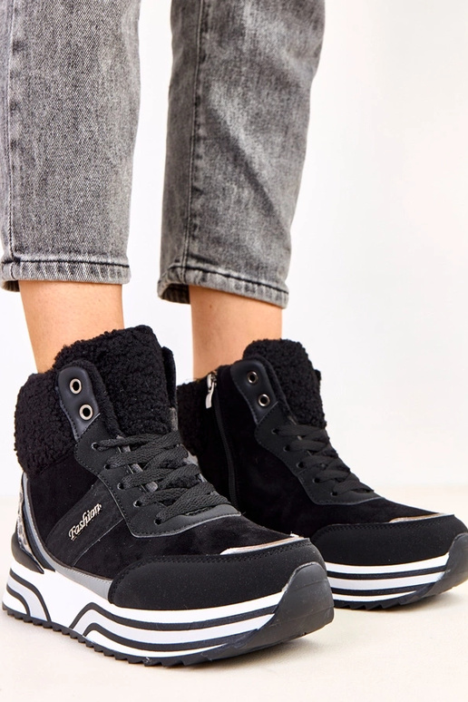 Scarpe sportive alte nere e calde con...