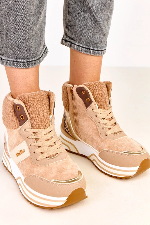 Scarpe sportive alte color sabbia...