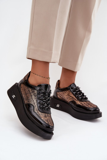 Pelle Scarpe stringate Femminile con una piattaforma Artiker 57C2044 colore nero