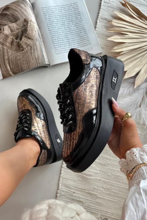 Pelle Scarpe stringate Femminile con una piattaforma Artiker 57C2044 colore nero