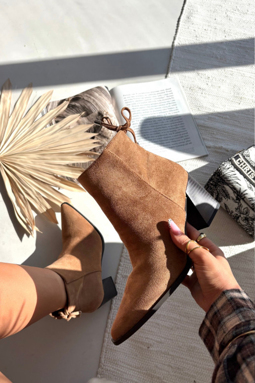 Stivali da donna con dettagli eleganti colore marrone Halisse