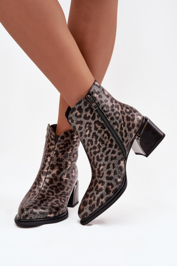 Stivaletti da donna in pelle con rivestimento in pelliccia leopardata D&A CR52-622 neri e dorati