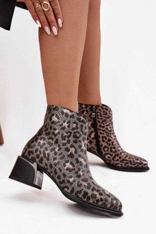 Pelle Stivali da donna Klocke riscaldamento con motivi di pelliccia di leopardo D&A CR52-622 Nero e-colore dorato