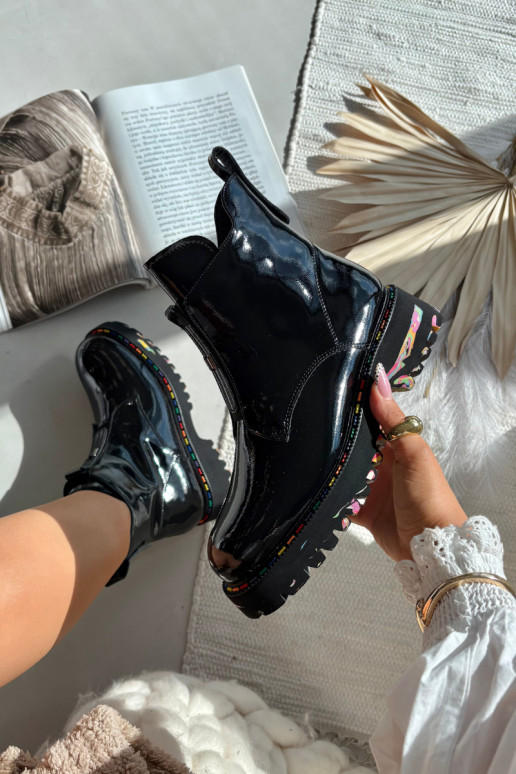 Pelle con effetto vernice Stivali da donna Artiker 57C0065 colore grigio