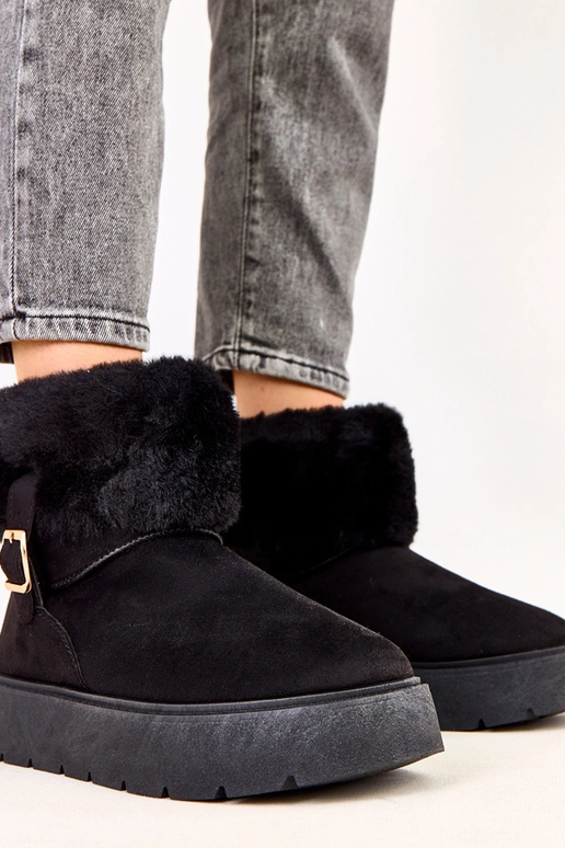 Stivali da neve neri con piattaforma... Stivali da neve neri con piattaforma...