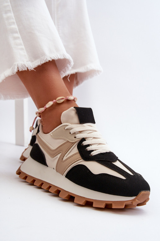 Scarpe modello sneakers scarpe da ginnastica Femminile colore nero Kalelia