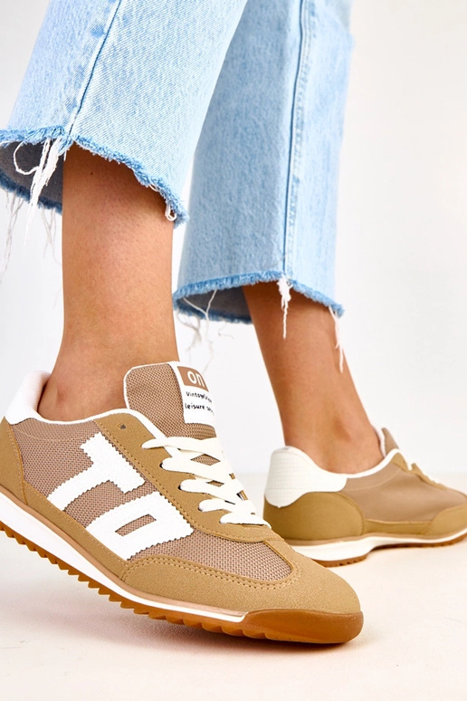 Scarpe sportive verdi con elementi...