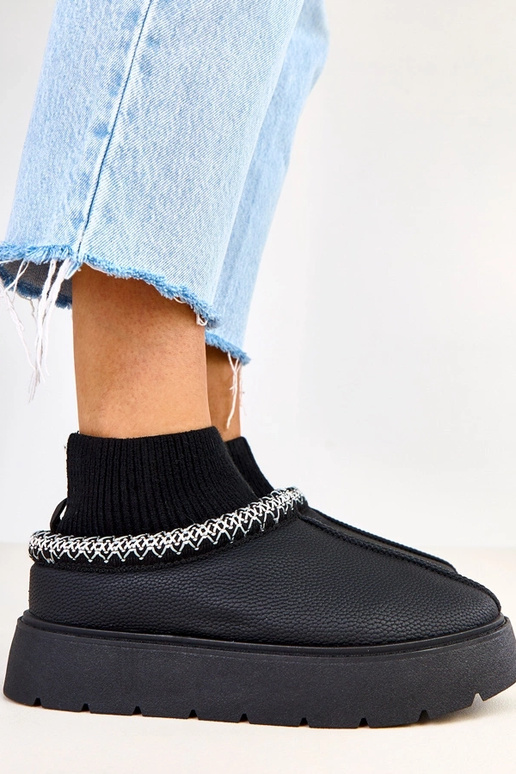 Stivali da neve neri con gambale a... Stivali da neve neri con gambale a...