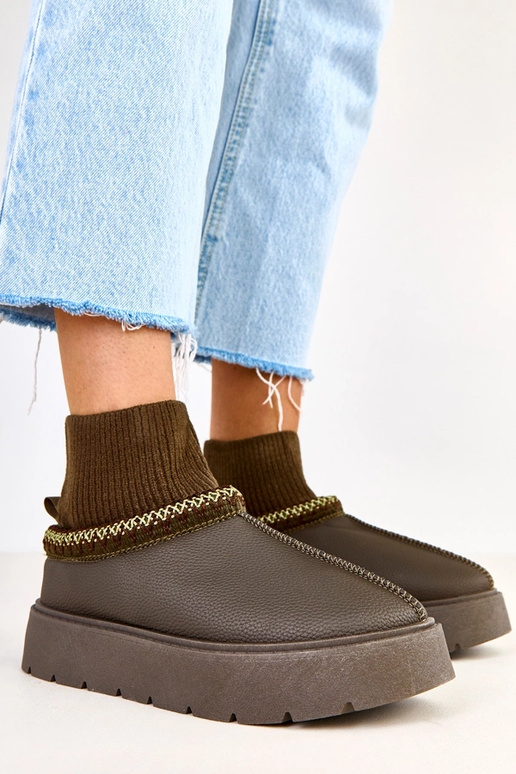 Stivali da neve verdi con gambale a... Stivali da neve verdi con gambale a...