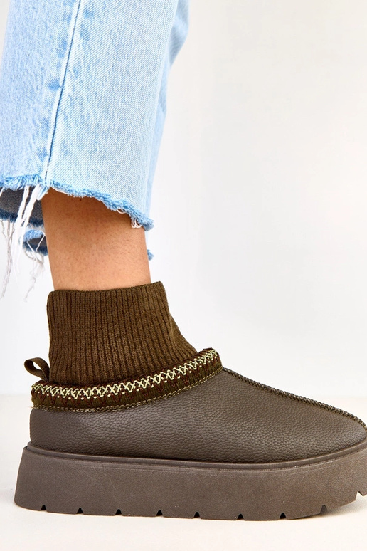 Stivali da neve verdi con gambale a... Stivali da neve verdi con gambale a...