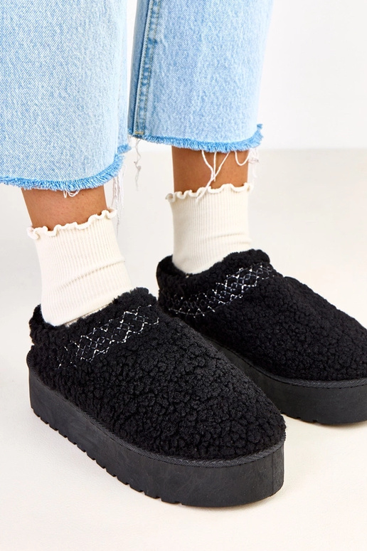 Stivali da neve neri bassi con... Stivali da neve neri bassi con...