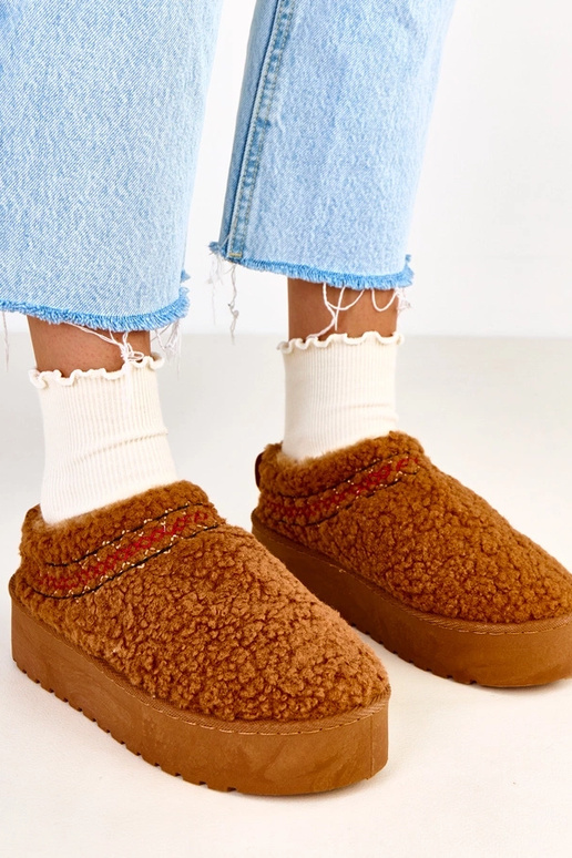 Stivali da neve marroni bassi con... Stivali da neve marroni bassi con...