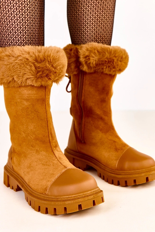 Stivaletti color sabbia con gambale...