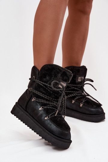 Stivali da neve Femminile con una piattaforma con una pelliccia D.Franklin DFSH37005 colore nero