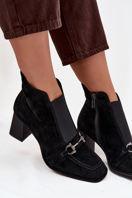 Stivali da donnaAbilitatoturalnego dalla pelle scamosciatau con i tacchi Artiker 57C0124 colore nero