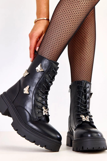 Scarponi da donna neri... 2