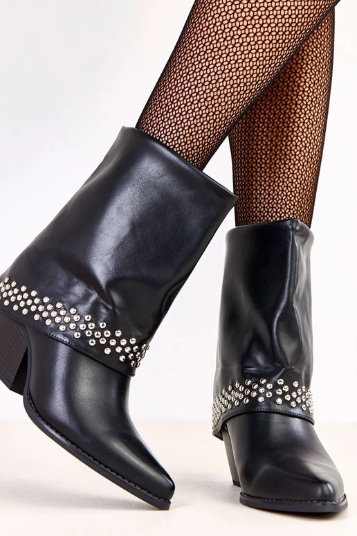 Stivali cowboy neri con gambale... Stivali cowboy neri con gambale...