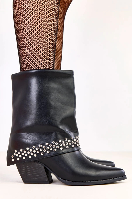 Stivali cowboy neri con gambale... Stivali cowboy neri con gambale...