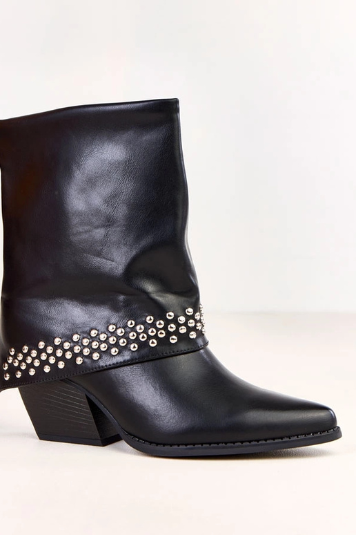 Stivali cowboy neri con gambale... Stivali cowboy neri con gambale...