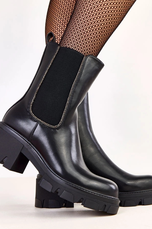 Stivaletti neri con elastico e... Stivaletti neri con elastico e...