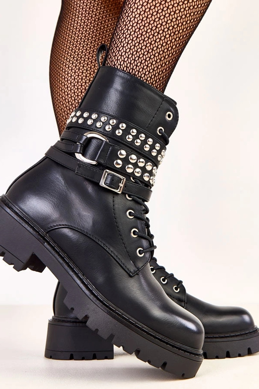 Scarpe da trekking nere delle donne... Scarpe da trekking nere delle donne...