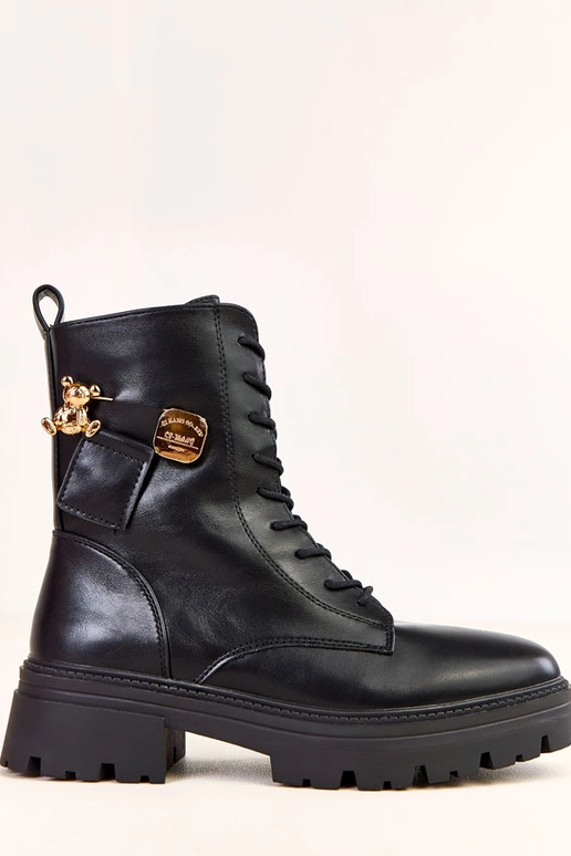 Scarpe da trekking nere delle donne... Scarpe da trekking nere delle donne...