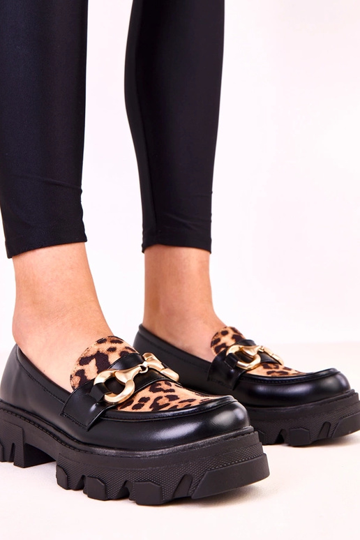 Mocassini neri con accento a stampa... Mocassini neri con accento a stampa...